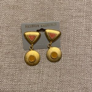 VINTAGE COSTUME EARRINGS